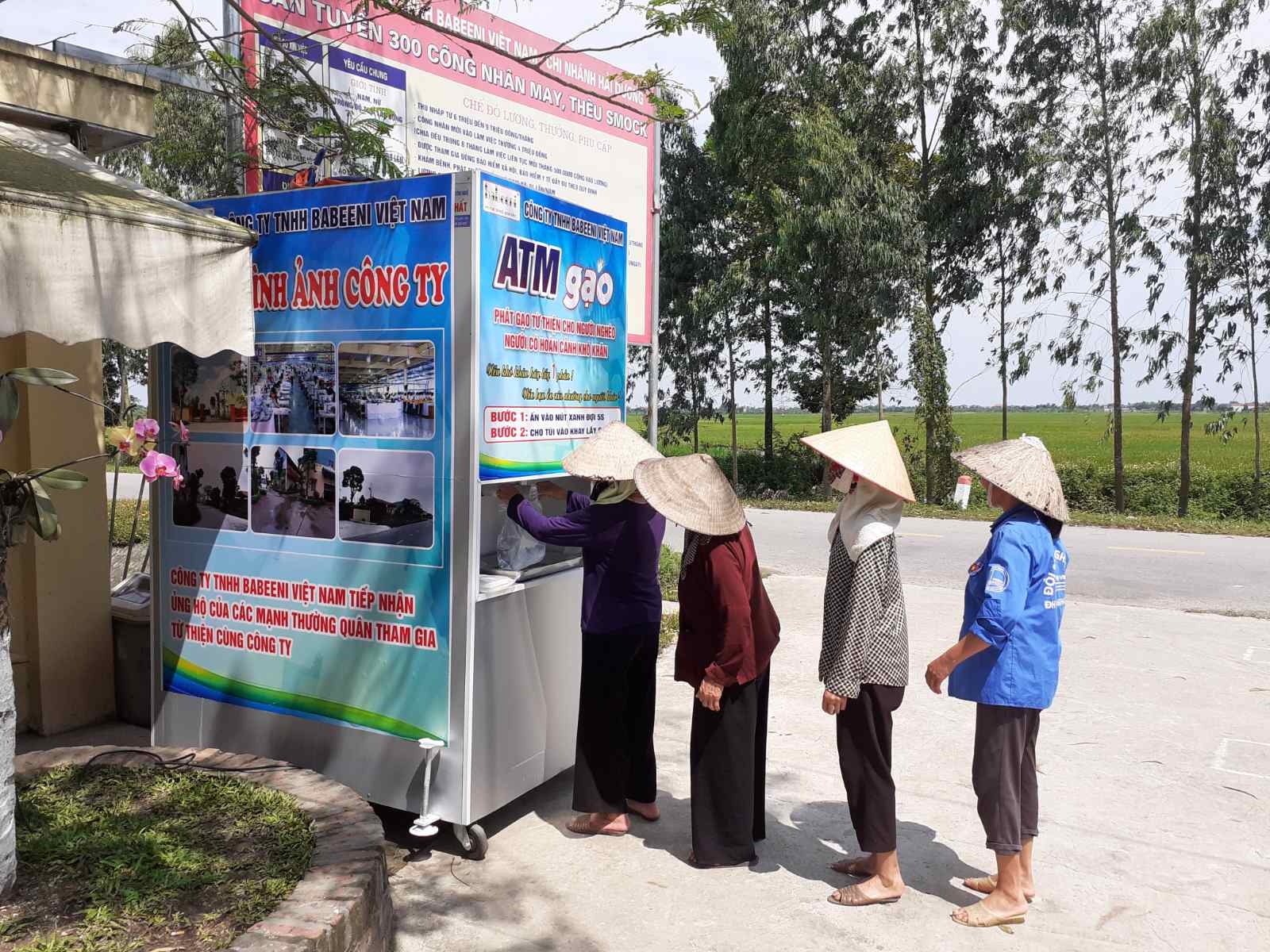 Babeeni Set Up Rice ATM to Dispense Free To The Affected by Covid-19